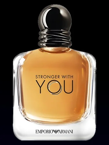 Флакон оригинала — ориентир для аромата по мотивам Emporio Armani Stronger With You